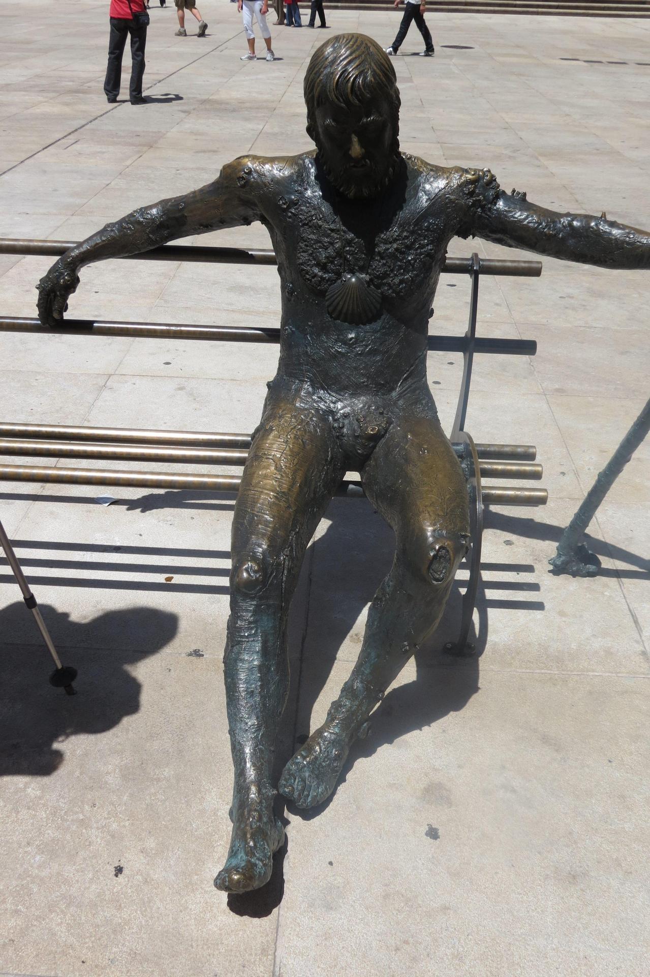 Statue de pèlerin  Burgos  MarieEve Lessard